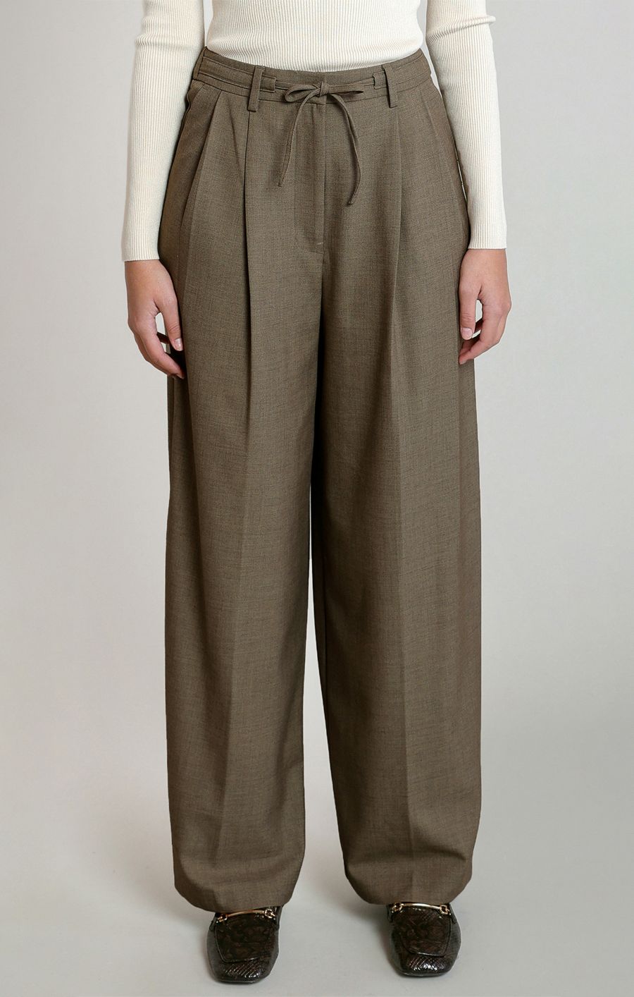 Pantalon à plis et cordon à la taille - 2822714 D - Dex Pantalon à plis et cordon à la taille - 2822714 D - Dex