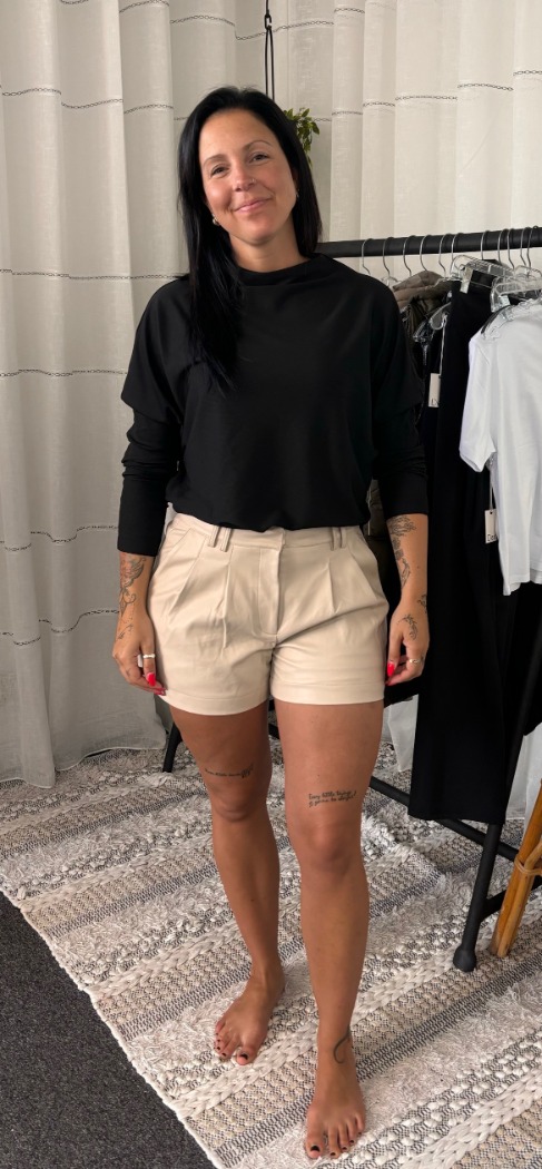 Short faux cuir 