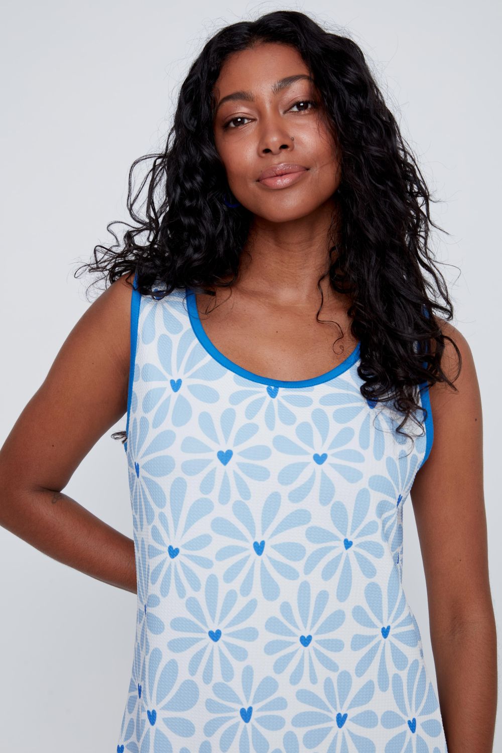 Robe sans manches fleurie - 2617026 - C.Y.C. Coco Y. Club Inc