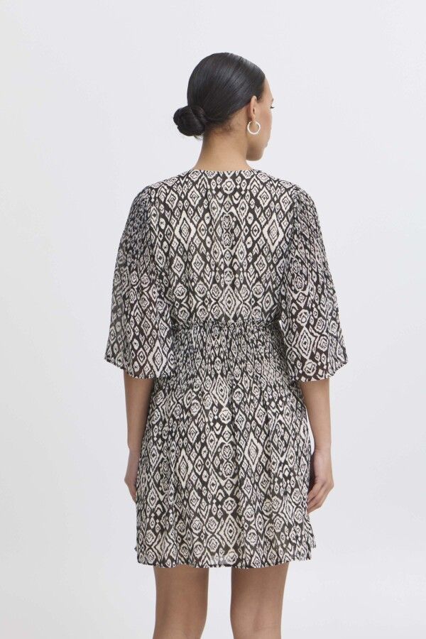 Robe chic motif voile