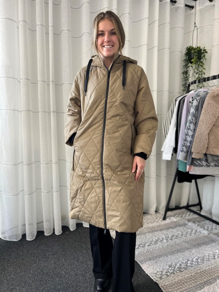 Manteau long capuchon oversized