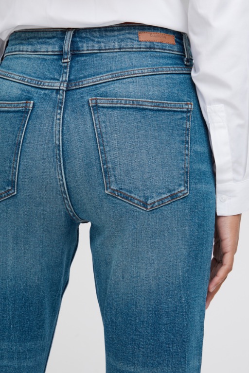 Mom jeans taille haute