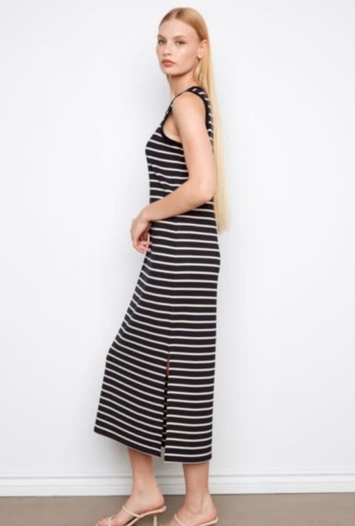 Robe mi-longue