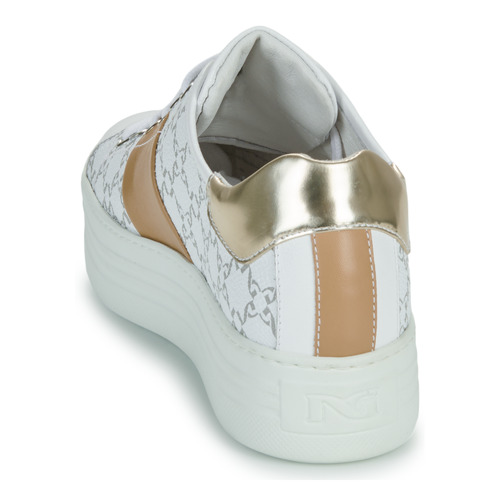 Soulier sneakers sport chic